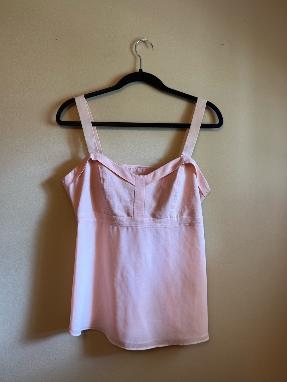GAP Peach Textured V-Neck Sleeveless Blouse